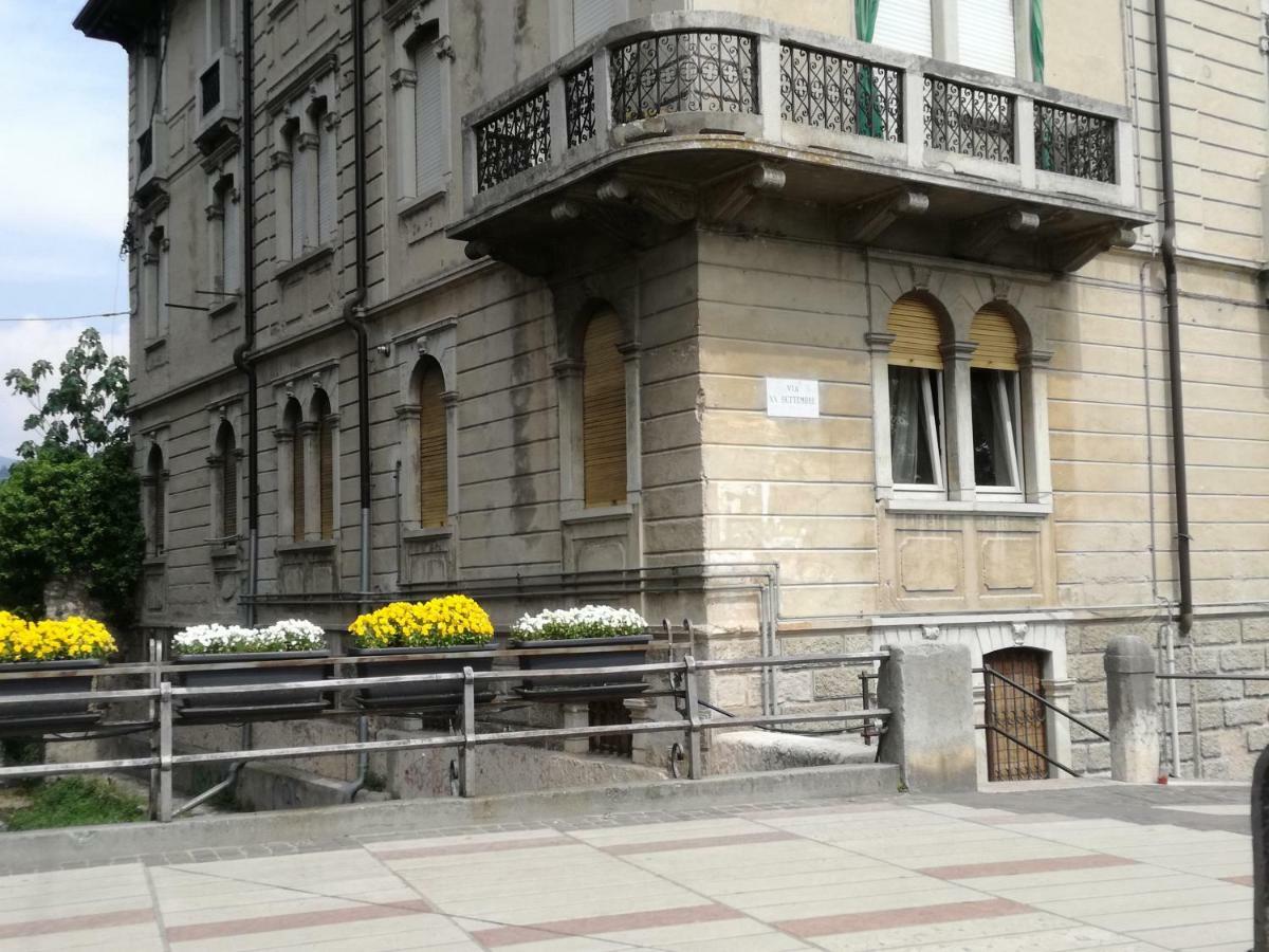 Via XX Settembre 1 Villa Garda  Exterior photo